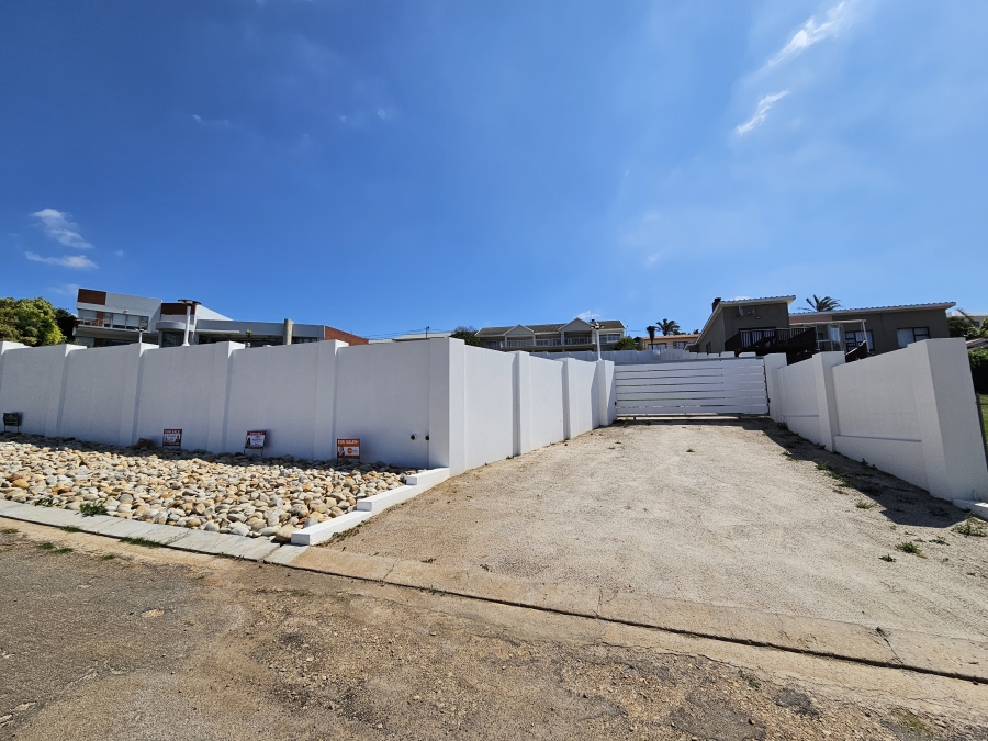 0 Bedroom Property for Sale in Wavecrest Eastern Cape
